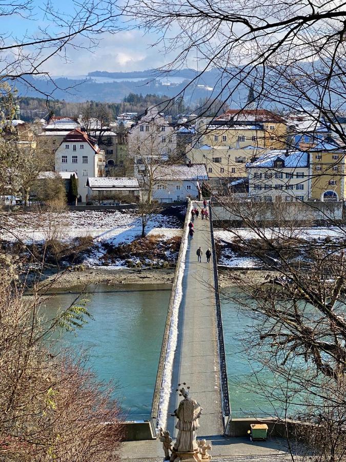 Ferienwohnung An Der Romantischen Salzachschleife Naehe Salzburg เลาเฟน ภายนอก รูปภาพ